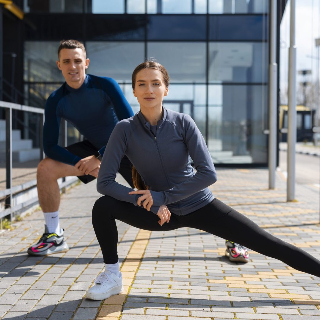 full-shot-couple-doing-workout-exercises